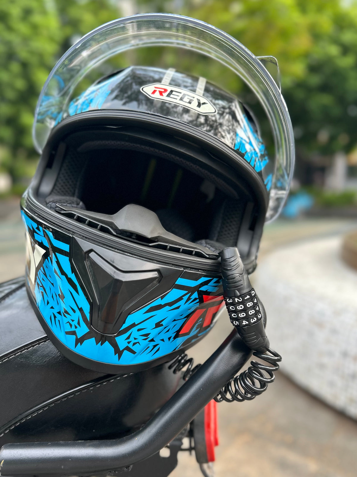 Universal Motorcycle Helmet Cable Lock - 4-Digit Combination Anti-Theft Security Cable